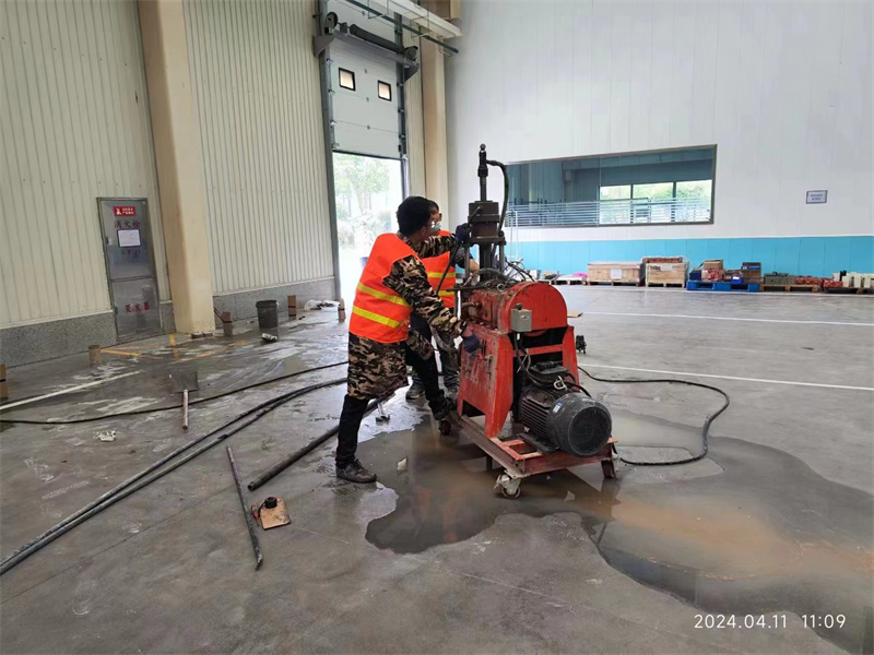 彭泽厂房地面下沉塌陷注浆加固施工